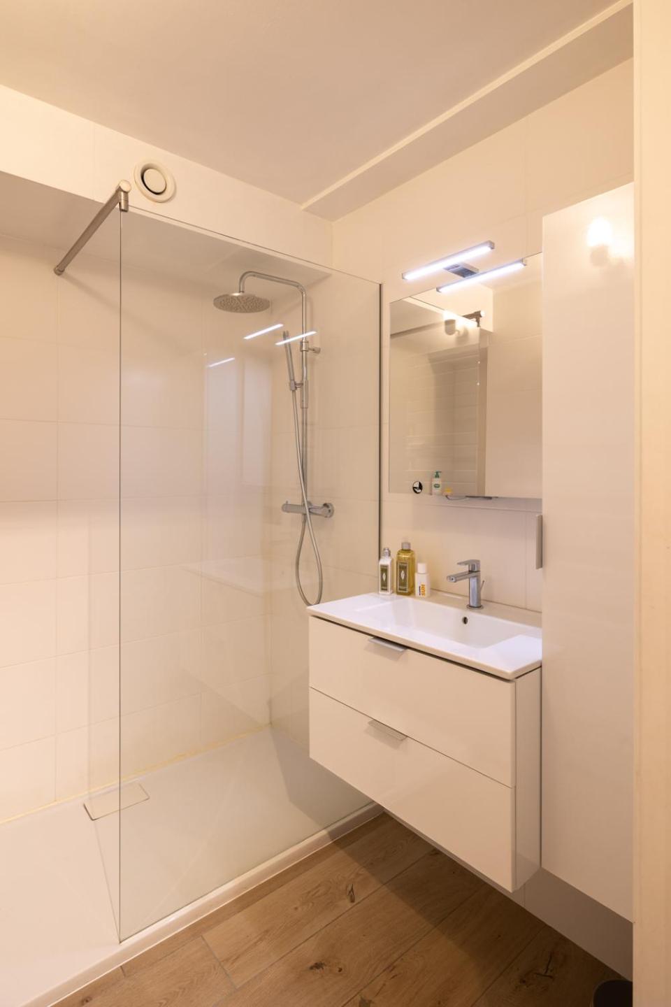 Cosy Studio With Amazing Seaview T67 Остенде Экстерьер фото